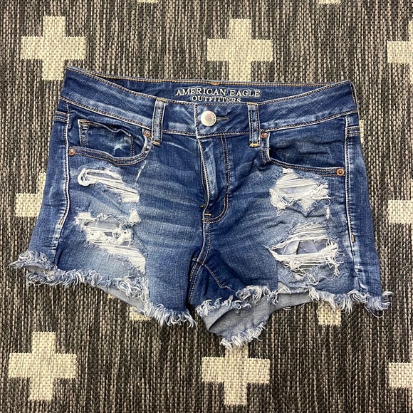 American Eagle Outfitters Pants - American Eagle Size 8 Jean Shorts